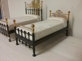 1 person bed R01