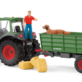 42608 Tractor met Aanhanger. 