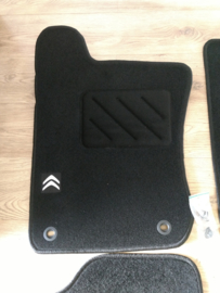 Car mats for a Citroen Xsara Picasso