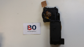 Window Motor right front BX
