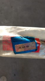 Rear window trim AX 95619661