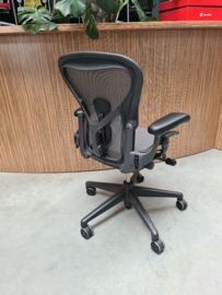 Aeron Remastered Graphite maat A - ex demo