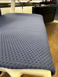 Embody - wit frame - balance blauw