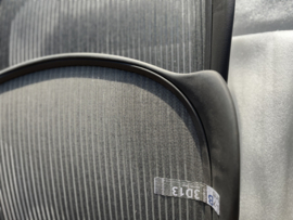 Aeron Classic - Zitting frame Graphite /pellicle Classic  Hematite/ B - size