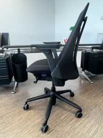 Sayl Upholstered High Back in zwart