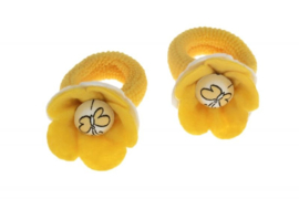 Handgemaakte baby en peuter haarelastiekjes met vilten bloem in geel en wit - vlinder