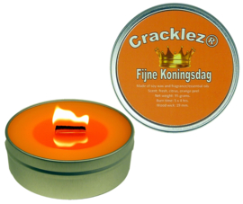 Cracklez® Knetter Houten Lont Geurkaars in blik  Fijne Koningsdag. Sinaasappel Geur. Oranje.