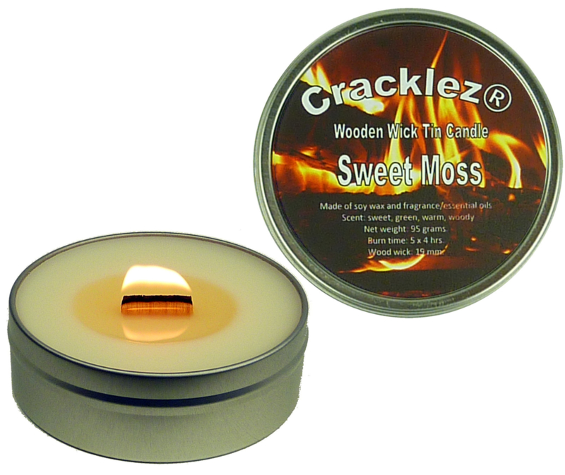 Cracklez® Crackling Scented Wooden Wick Tin Candle Sweet Moss. Sweet Forest Scent. Uncolored.