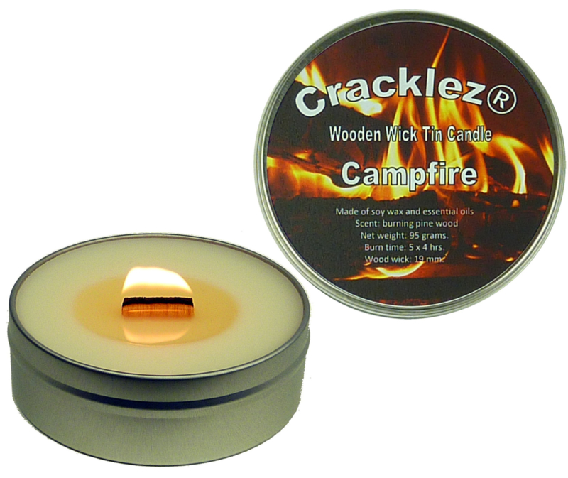 Cracklez® Crackling Scented Wooden Wick Tin Candle Campfire. Pine Wood Fire Scent. Uncolored.