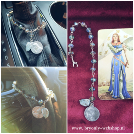 Vintage reisamulet: Holy Crusade