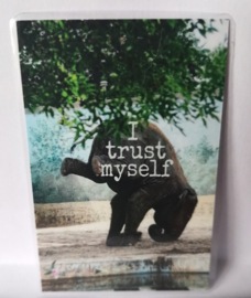 Affirmatiekaartje en engeltje I trust myself