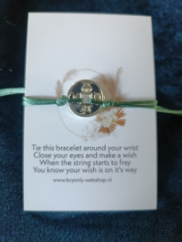 Geluksarmband met zilverkleurige munt