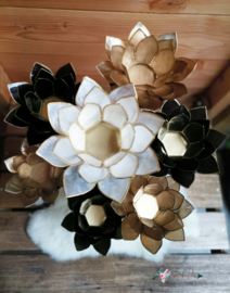 Black & Gold Lotus Boom | 7 capiz waxinelicht houders inclusief standaard | mat zwart