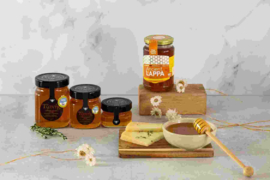 Olijfolie Super Extra Vierge 3 x 500 ml (blik of glas) + 3 x 450gram wilde tijmhoning, gratis verzending en gratis 250ml olijfolie