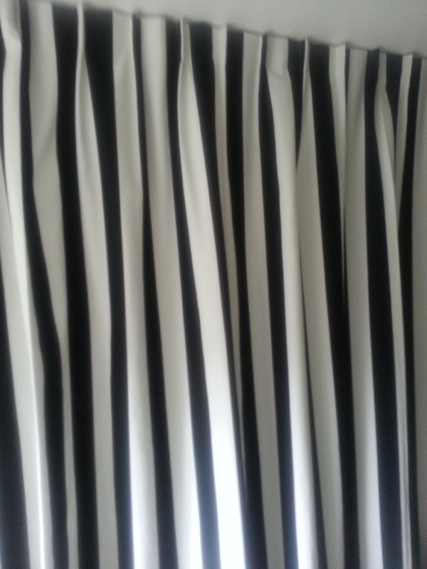 Higgins uitvinden Schadelijk Gordijnen kinderkamer zwart wit streep. | Speciale gordijnen in opdracht  gemaakt. | atelier tydloozz