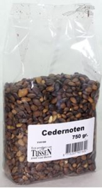 Cedernoten 750gr