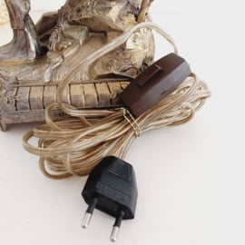 Metalen vintage lamp/ muziekdoos 'verschijning van Maria in Lourdes'