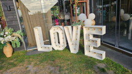 Te huur: LOVE Lichtletters XL