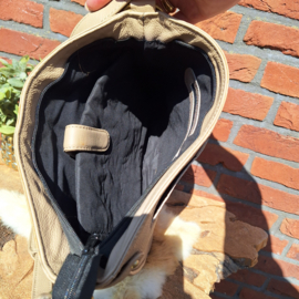 Ibiza tas van leder met borduurstuk, beige