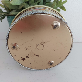 Vintage blik rond golfmotief en bloemen, Made in Holland