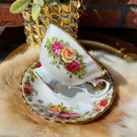 Vintage  thee kop en schotel 147 ,  Elizabethan Staffordshire