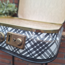 Vintage  geruite koffer van geperst karton, Jaren '50