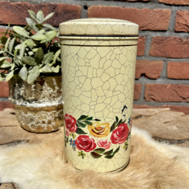 Vintage beschuit blik met bloemen op craquelé achtergrond, Verkade