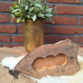 Vintage hertengewei op houten bruine wandplaat/ schild nr. 1