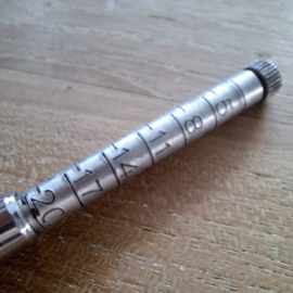 Vintage "P.C.L."banden spannings tool, Made in England