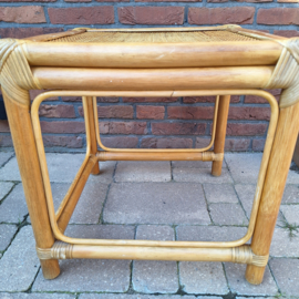 Bamboe tafeltje 45 x 45 cm.