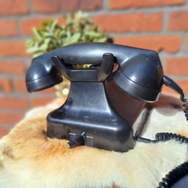 Zwarte antieke bakelieten telefoon PTT, type 1950