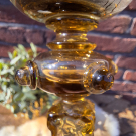 Antiek  lichtgroen 'Roemer'(wijnglas), handgeblazen, H 18 cm