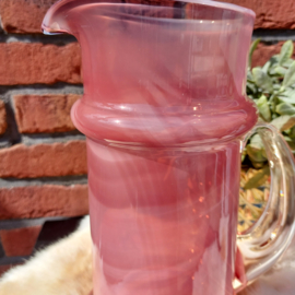 Vintage schenkkan met 6 glazen, roze
