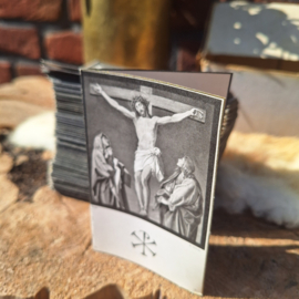 Doosje vol ongebruikte vintage bidprentjes 'Christus', zwart wit