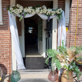 Te huur:  Backdrop met metalen standaard 'koper',  incl. bekleding