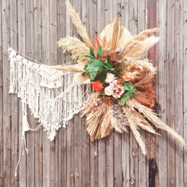 Te huur: Pampasboeket in combi met kunstbloemen of échte bloemen