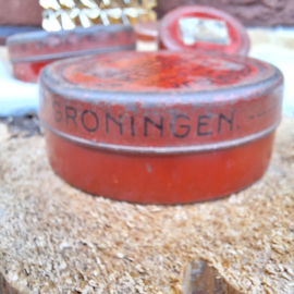Vintage blikje letterdoosje 'Hoogeveen's verbeterd leesplankje ', Groningen