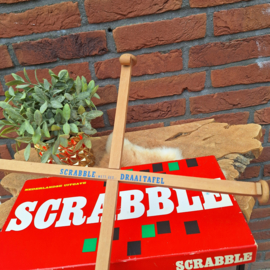 Vintage scrabble spel van 'Spears' 1968,  inclusief draaitafel