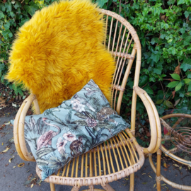 Te huur:  Schapenvacht