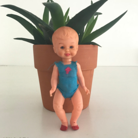 Vintage popje "rompertje" met opslaande ogen en bewegende armen en benen, 15,5 cm