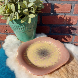Vintage bord 'Majolica Schramberg' , Art decó, handpainted