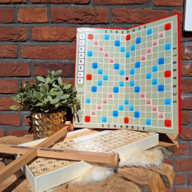 Vintage scrabble spel van 'Spears' 1968,  inclusief draaitafel