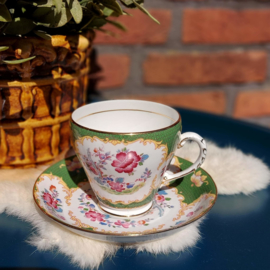 Vintage kop en schotel 133,  "Royal Crafton"  Bone china 