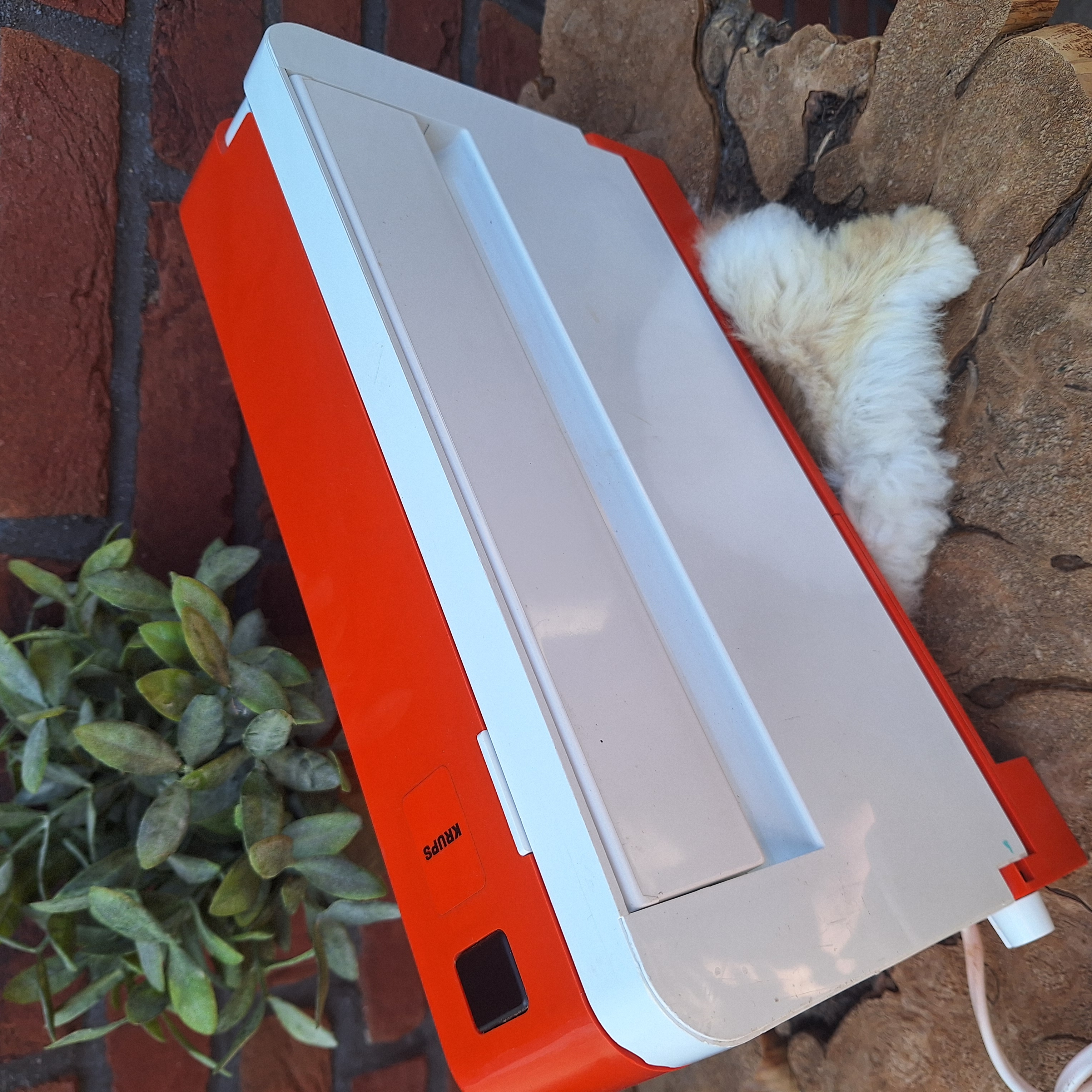 Vintage Krups snijmachine in oranje/wit