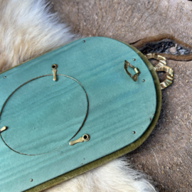 Antieke groene fluwelen wandhanger voor 2 foto's met kwast