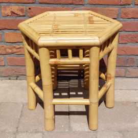Vintage rotan/ bamboe hexagon tafeltje, H 35 cm.