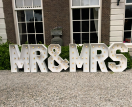 Te huur: LOVE Lichtletters XL