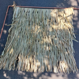Te huur:  Backdrop gevlochten palmblad, 120 x 120 cm