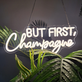 Te huur:  Neon lichtletters: But first, Champagne warm wit