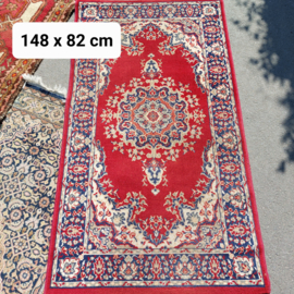 Te huur:  Perzisch tapijt 140 x 82 cm